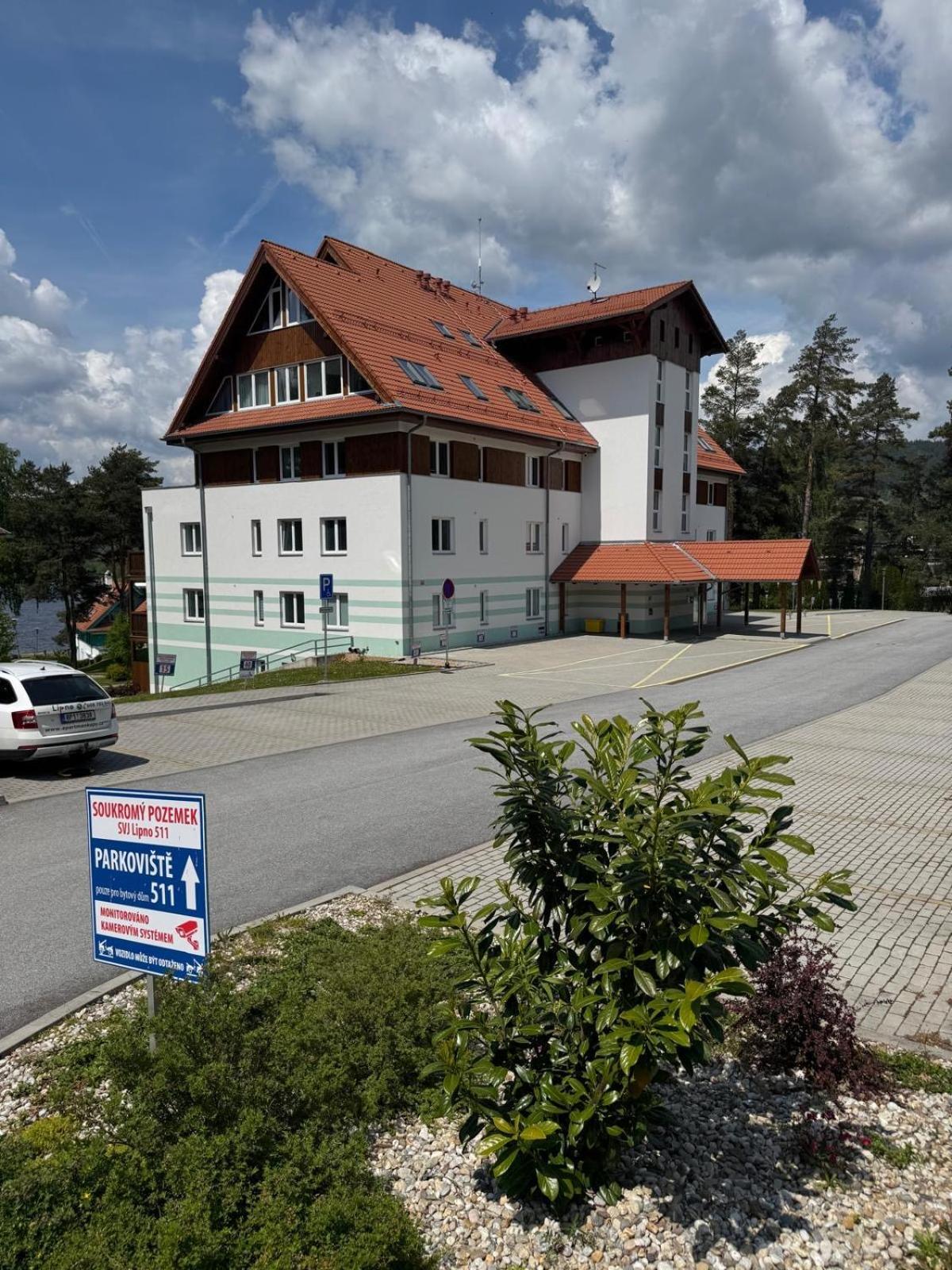 Apartman Kapy Lipno リプノ・ナト・ヴルタヴォウ エクステリア 写真